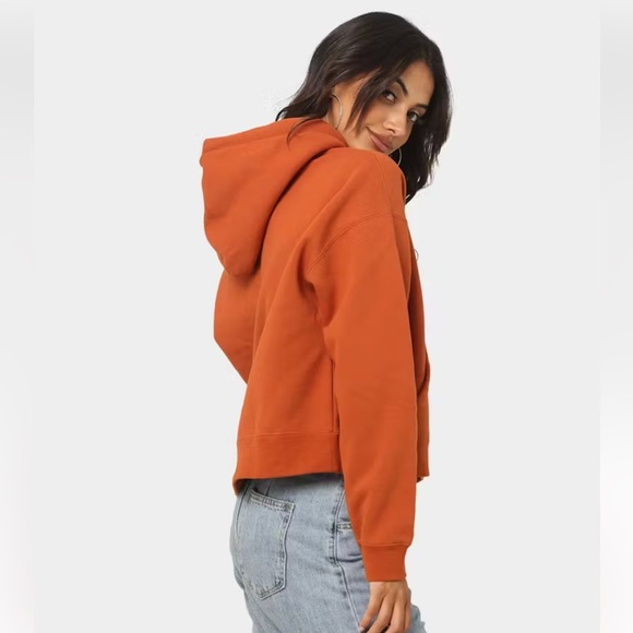 OBEY Sweater 🧡 - Picture 5 of 11